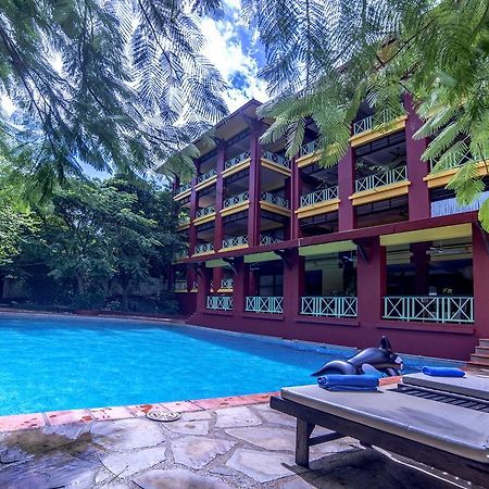 The Harbor Lights Palace Sihanoukville Exterior foto