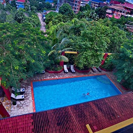 The Harbor Lights Palace Sihanoukville Exterior foto